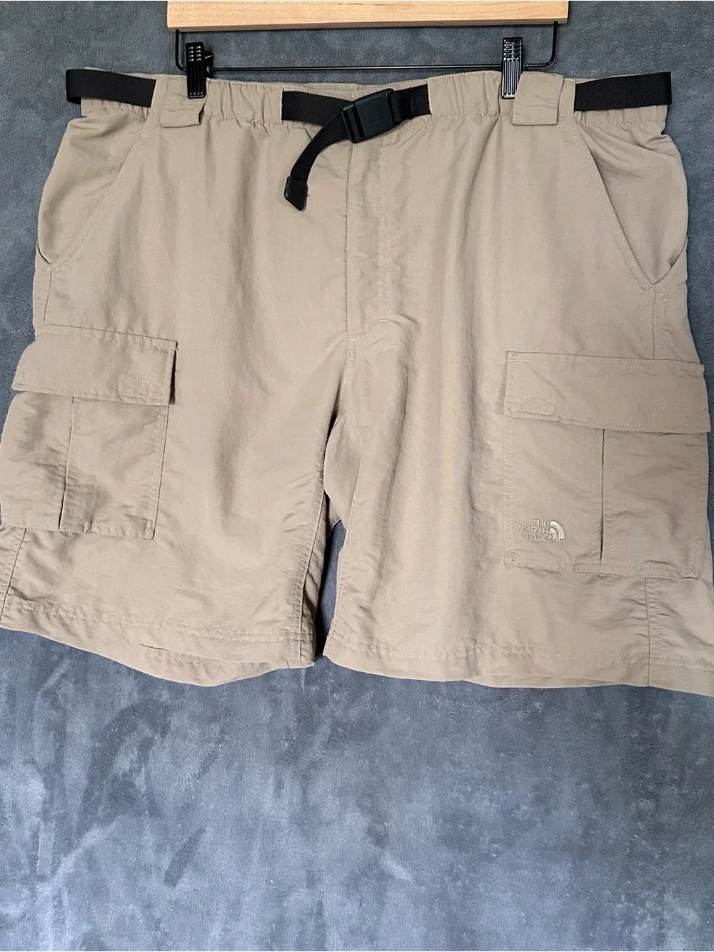 The North Face Paramount Tan Cargo Shorts Built-In Belt XXL 2008 Y2K Nylon